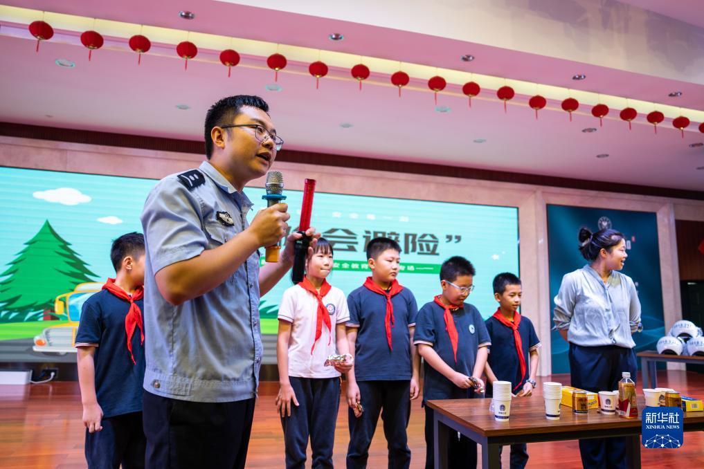 娱网棋牌官网下载老版本
